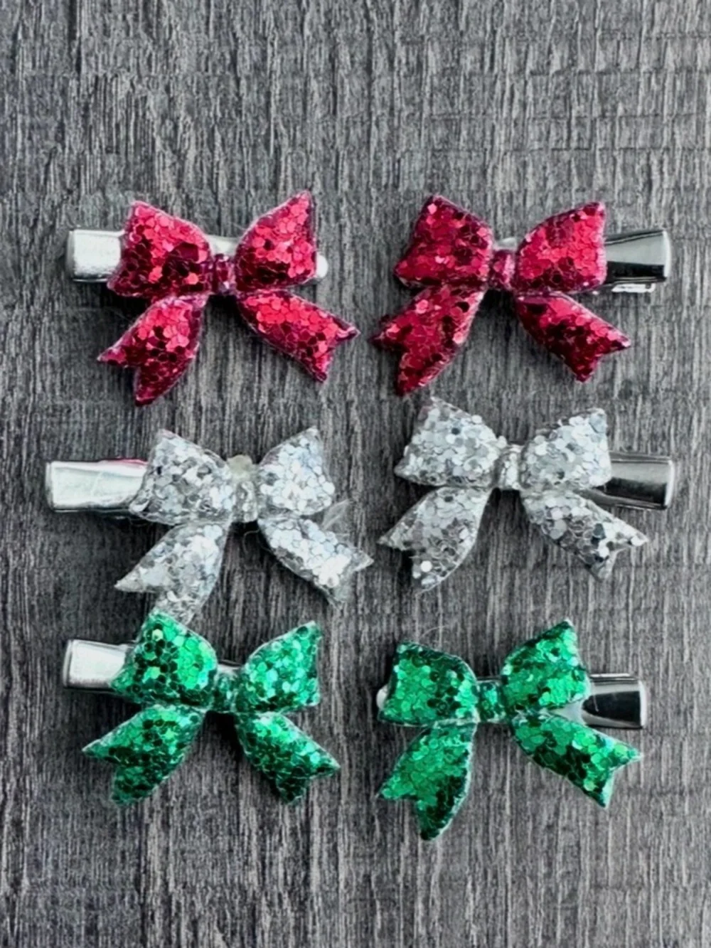 💞 Little Girls Red, Silver, & Green Glitter Holiday Bow Hair Clips